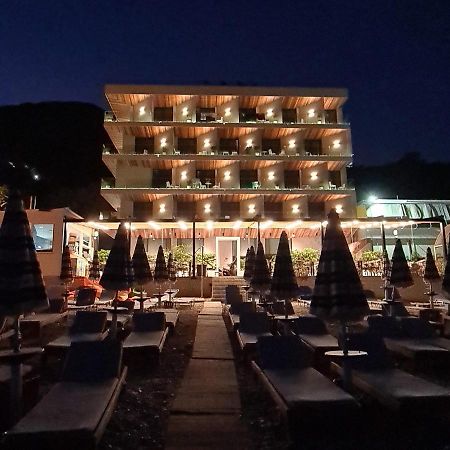 Hotel Aross Kanine Екстер'єр фото