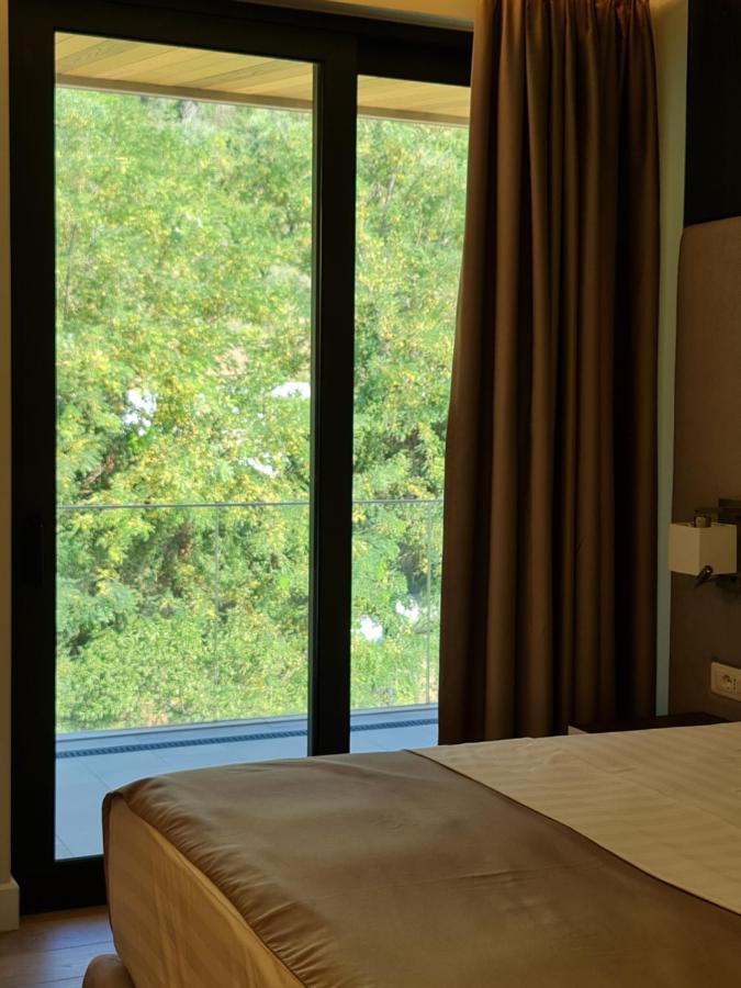 Hotel Aross Kanine Екстер'єр фото
