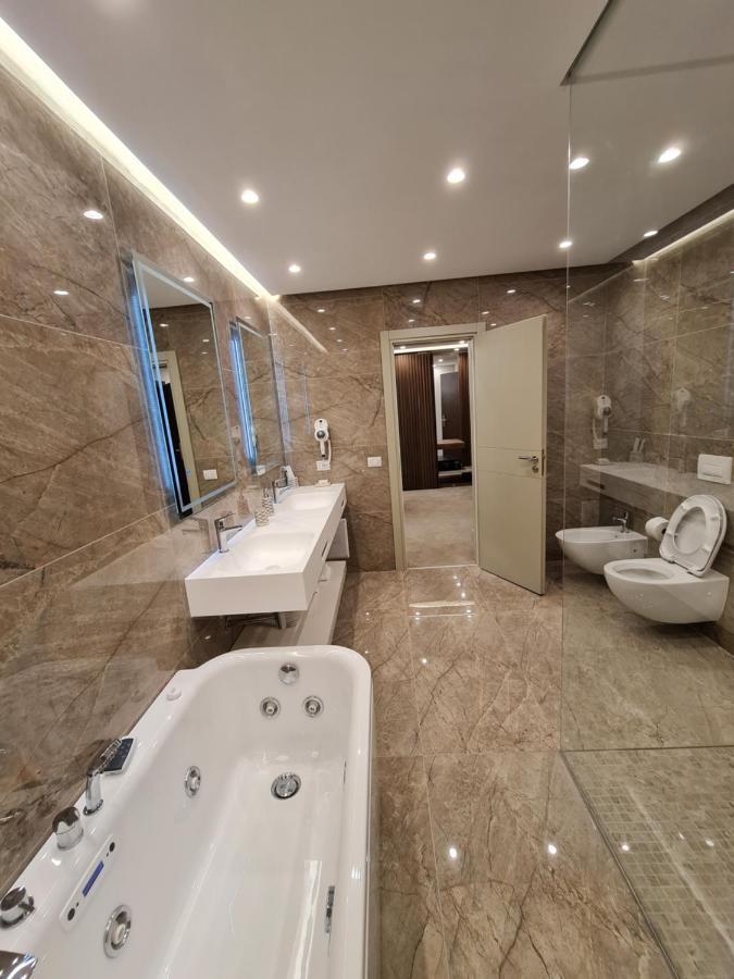 Hotel Aross Kanine Екстер'єр фото