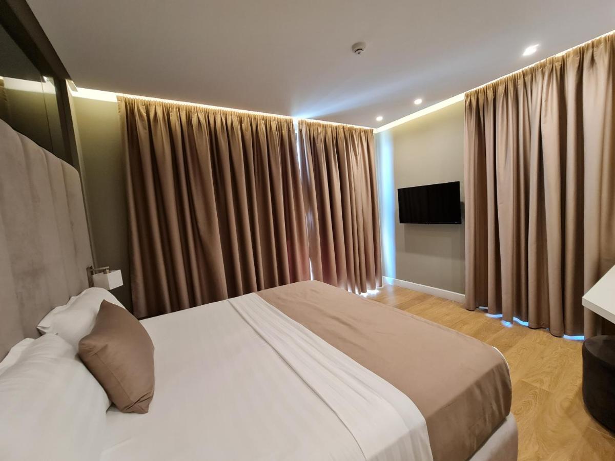 Hotel Aross Kanine Екстер'єр фото