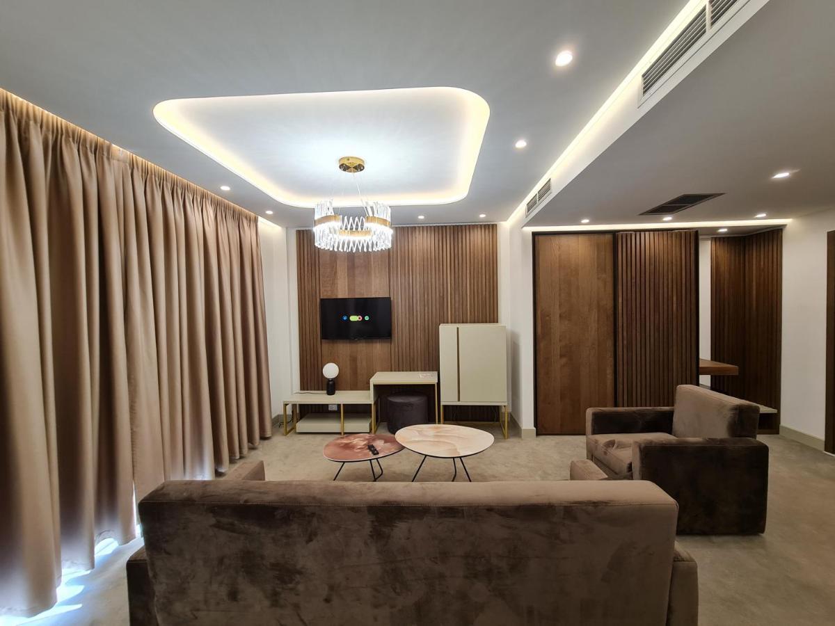 Hotel Aross Kanine Екстер'єр фото